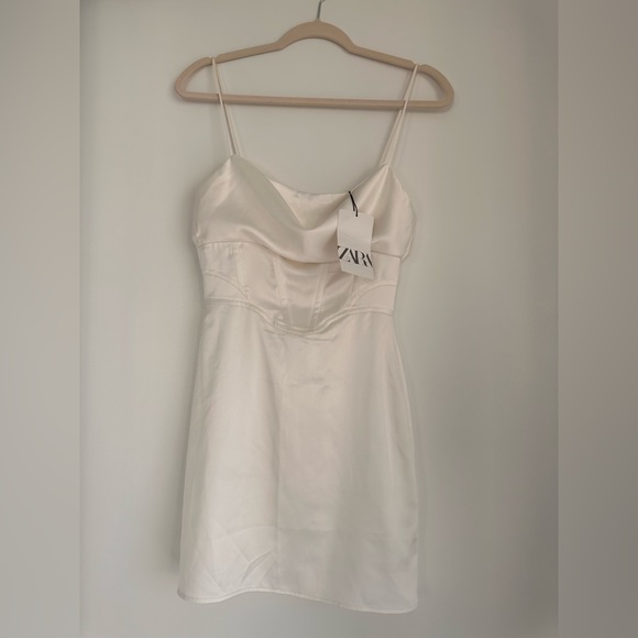 white silk dress zara SATIN EFFECT VOLUMINOUS MINI - Oyster-white Zara | Dresses | Nwt